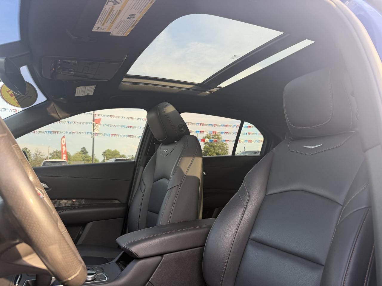 Cadillac XT4 FWD 4dr Sport 2021
