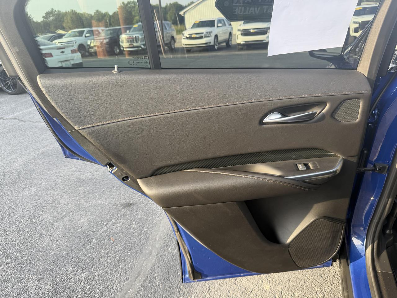 Cadillac XT4 FWD 4dr Sport 2021