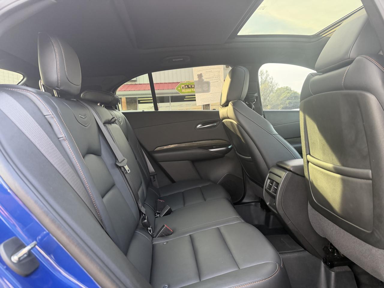 Cadillac XT4 FWD 4dr Sport 2021