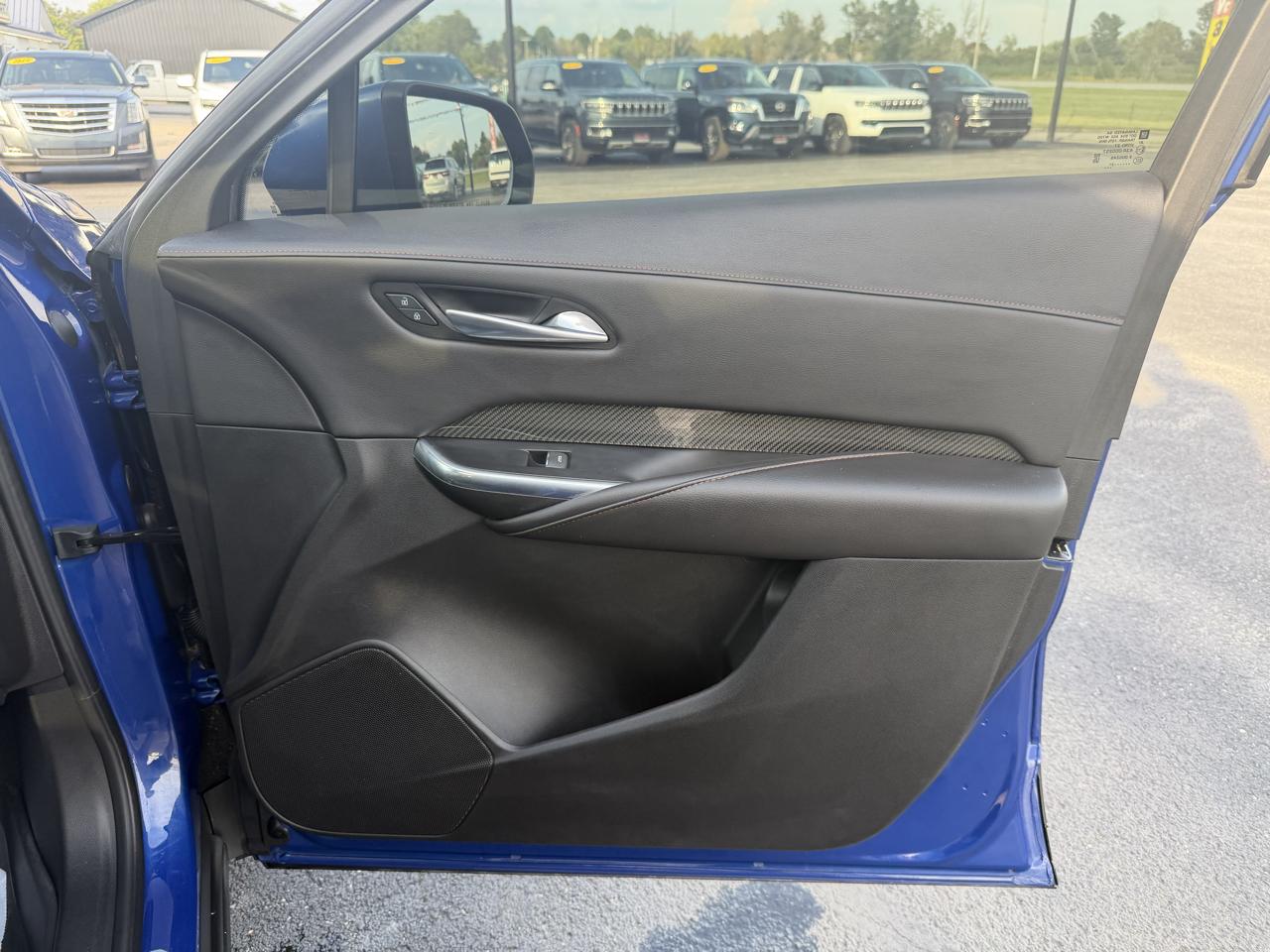 Cadillac XT4 FWD 4dr Sport 2021
