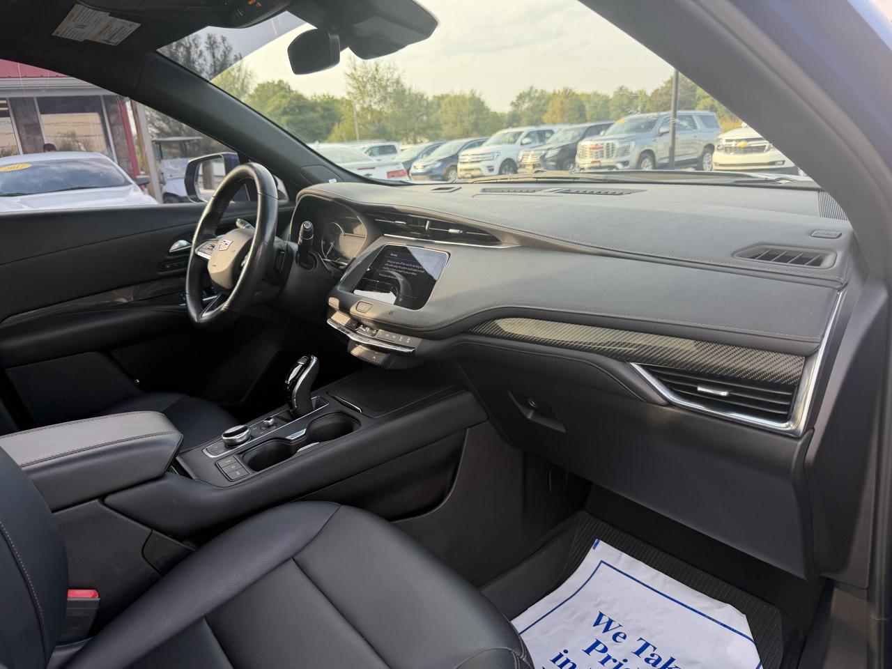 Cadillac XT4 FWD 4dr Sport 2021