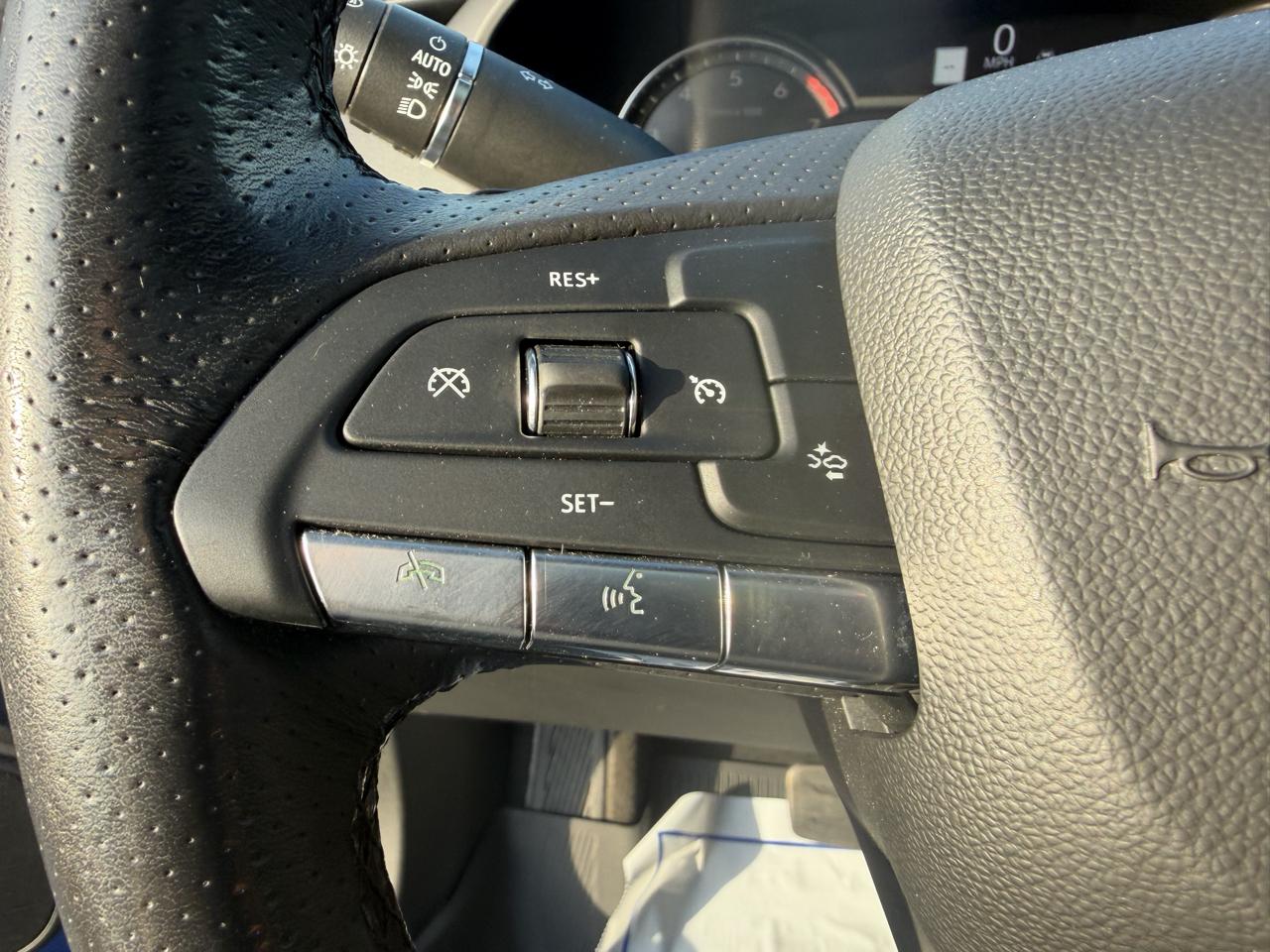 Cadillac XT4 FWD 4dr Sport 2021