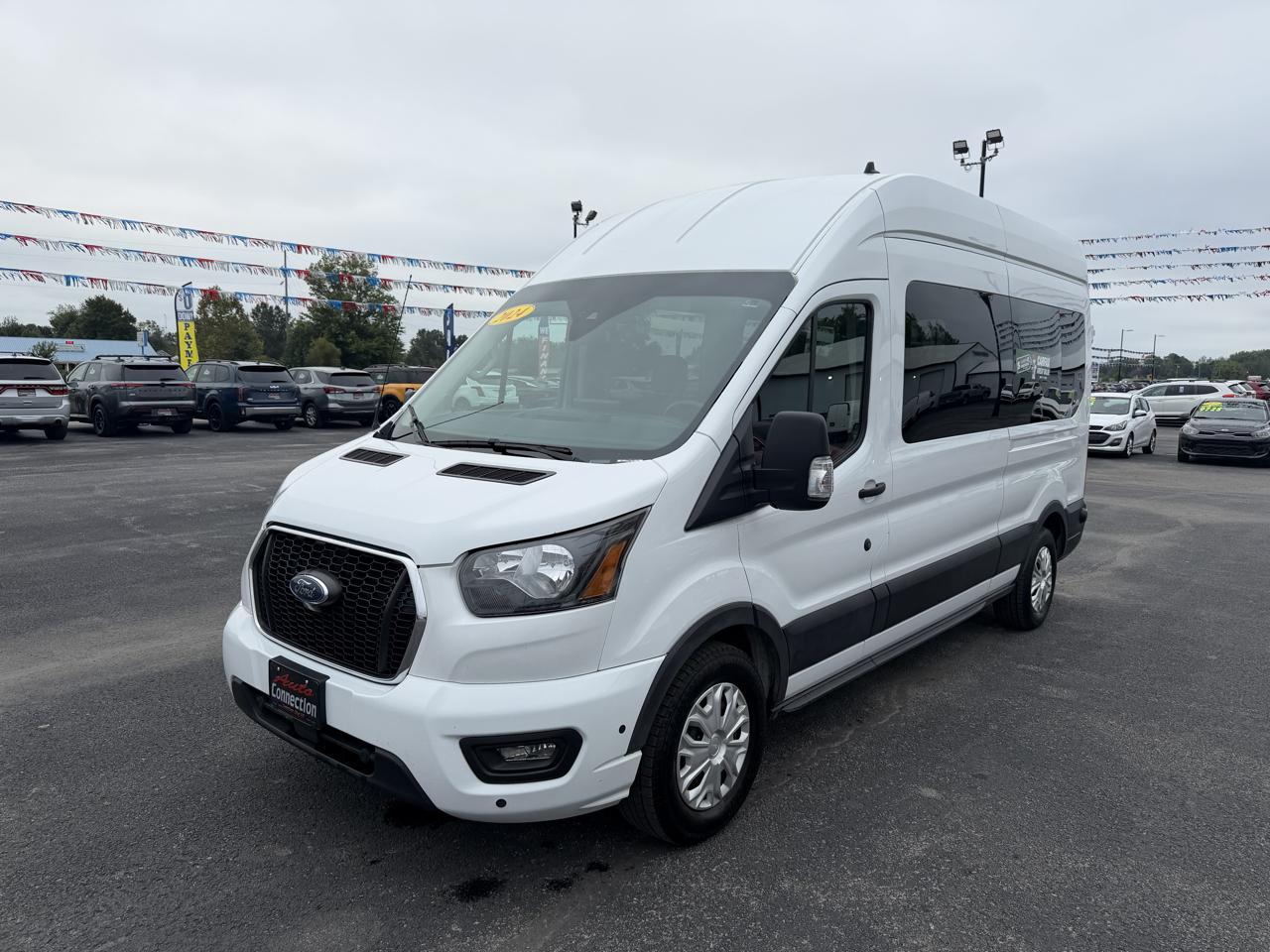 Ford Transit Passenger Wagon T-350 148" High Roof XLT RWD 2024