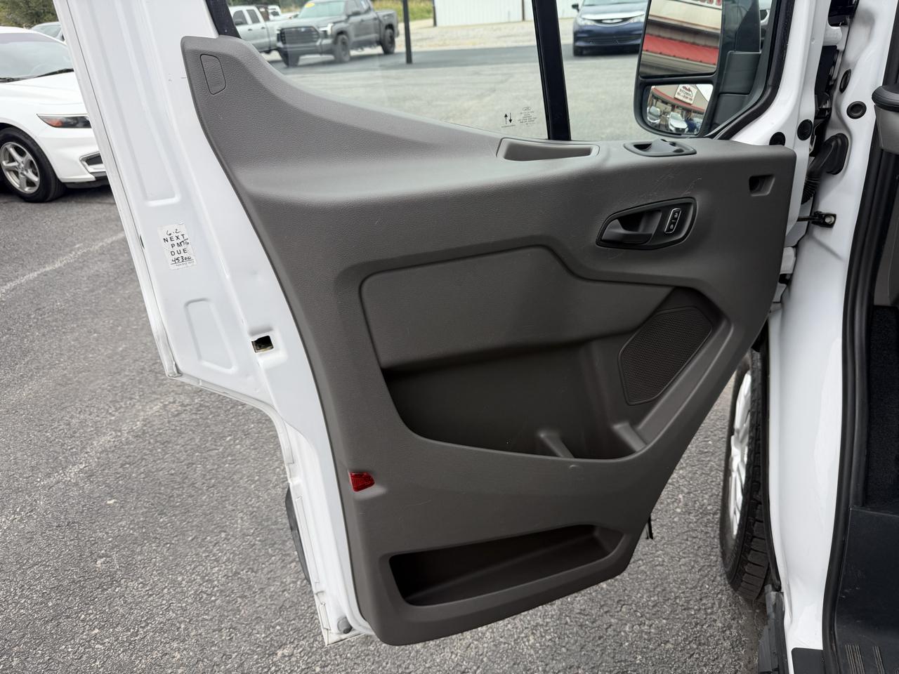 Ford Transit Passenger Wagon T-350 148" High Roof XLT RWD 2024