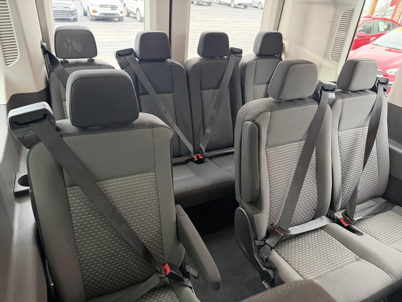 Ford Transit Passenger Wagon T-350 148" High Roof XLT RWD 2024