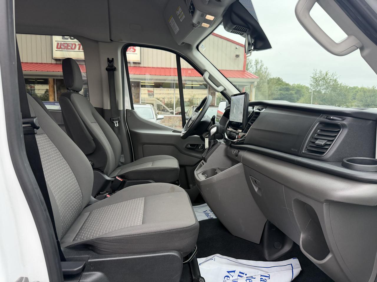 Ford Transit Passenger Wagon T-350 148" High Roof XLT RWD 2024