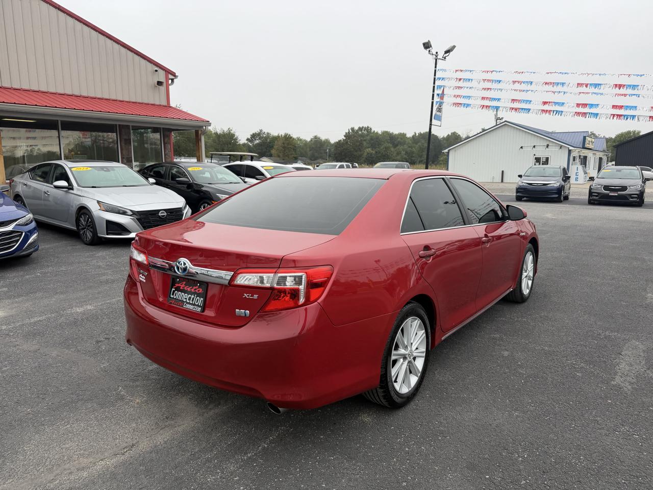 Toyota Camry Hybrid 4dr Sdn XLE (Natl) 2013