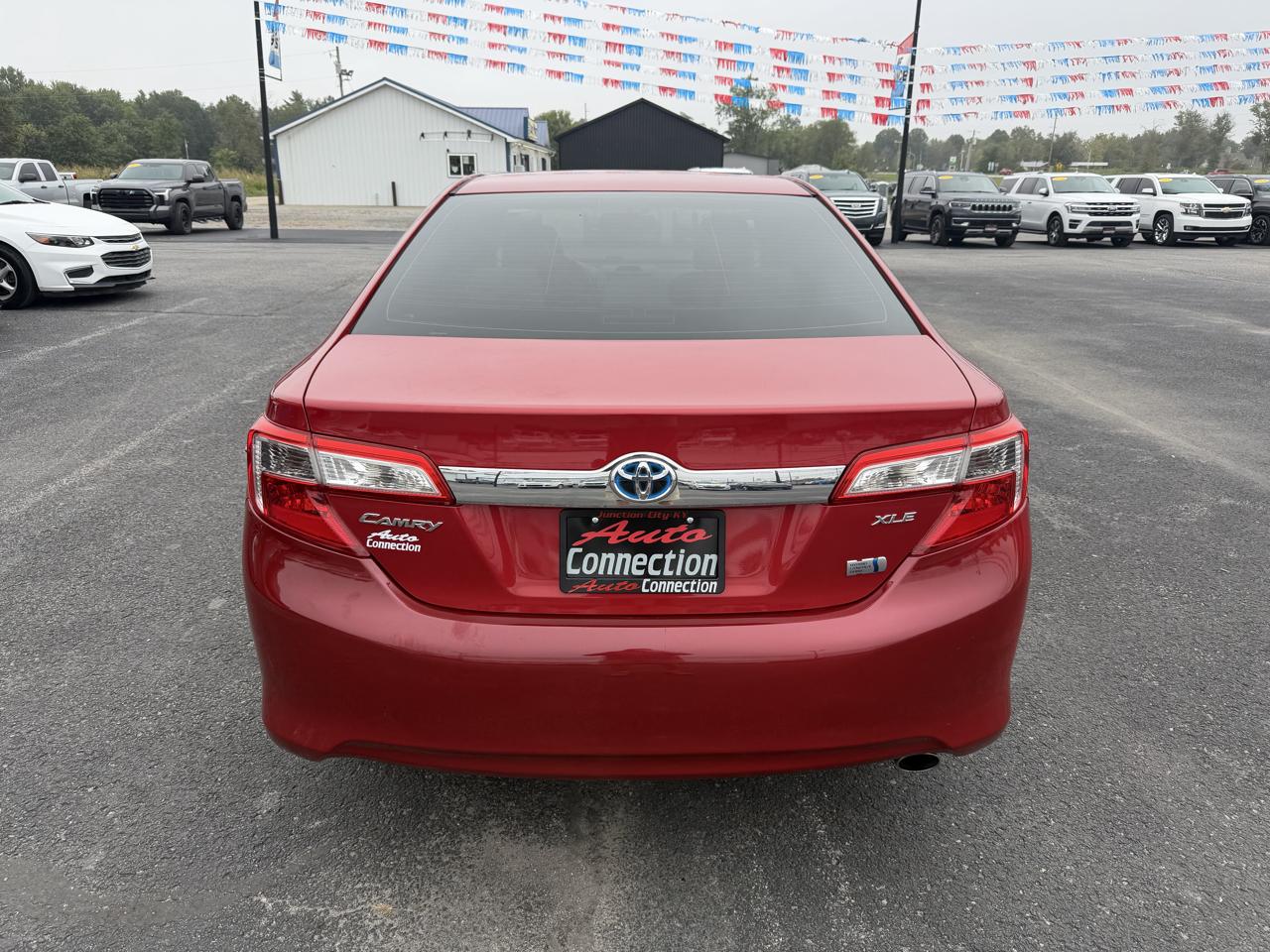 Toyota Camry Hybrid 4dr Sdn XLE (Natl) 2013