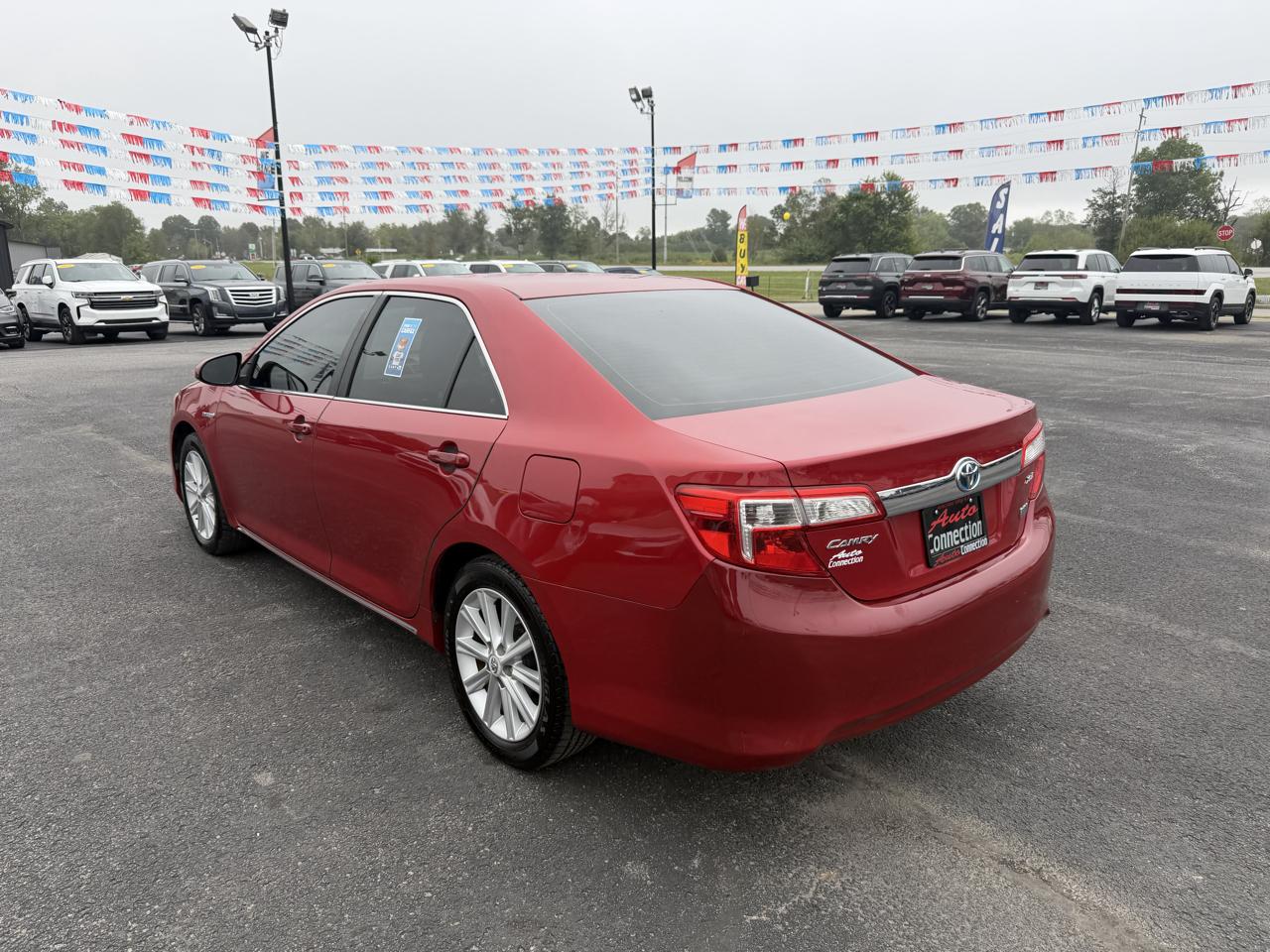 Toyota Camry Hybrid 4dr Sdn XLE (Natl) 2013