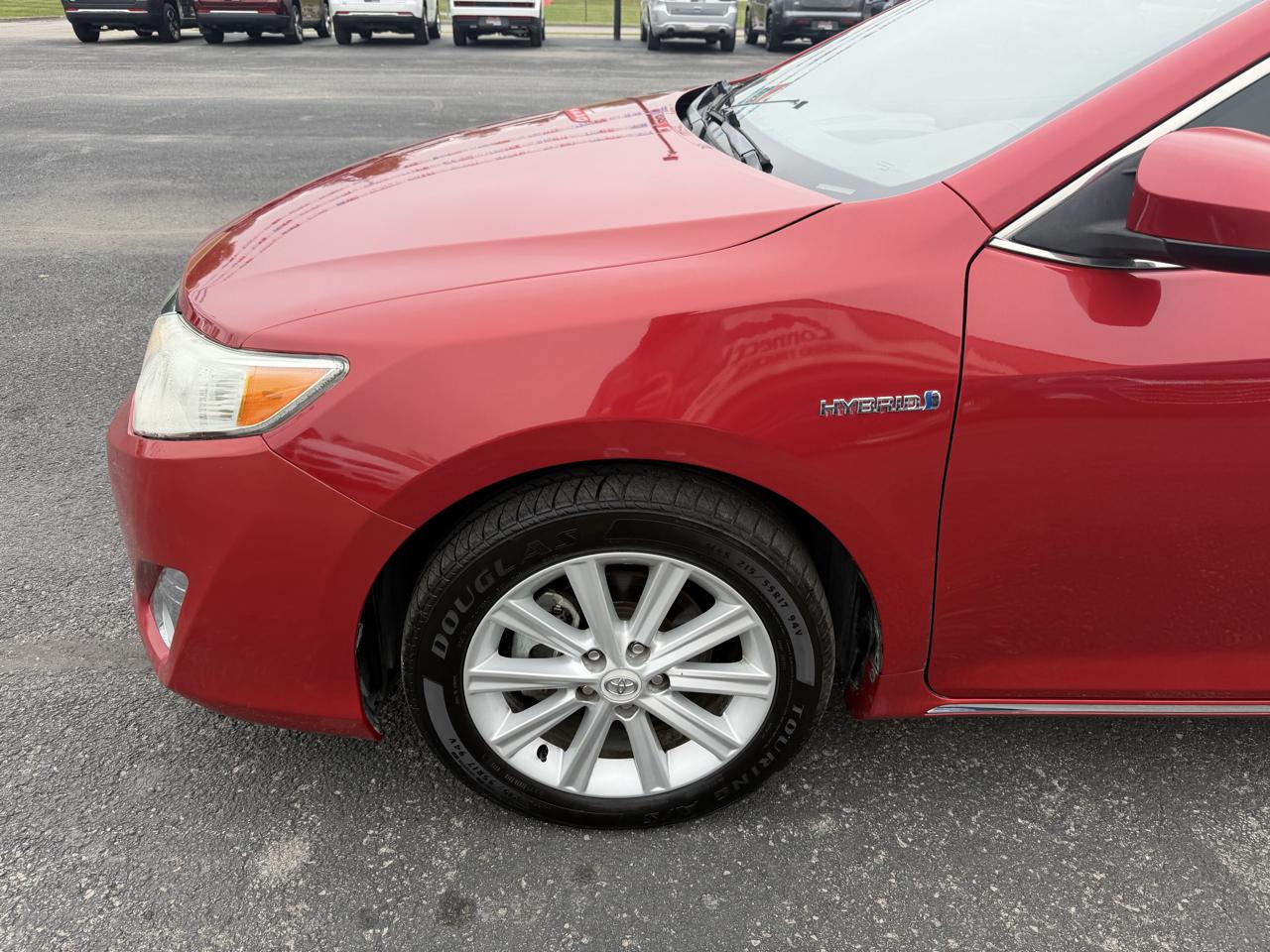 Toyota Camry Hybrid 4dr Sdn XLE (Natl) 2013