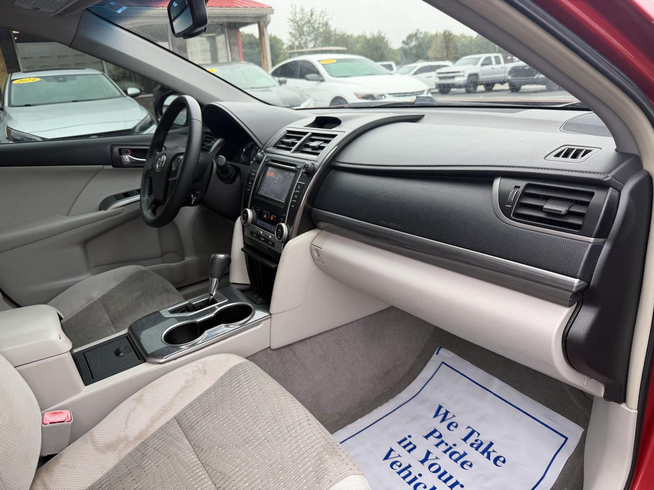 Toyota Camry Hybrid 4dr Sdn XLE (Natl) 2013