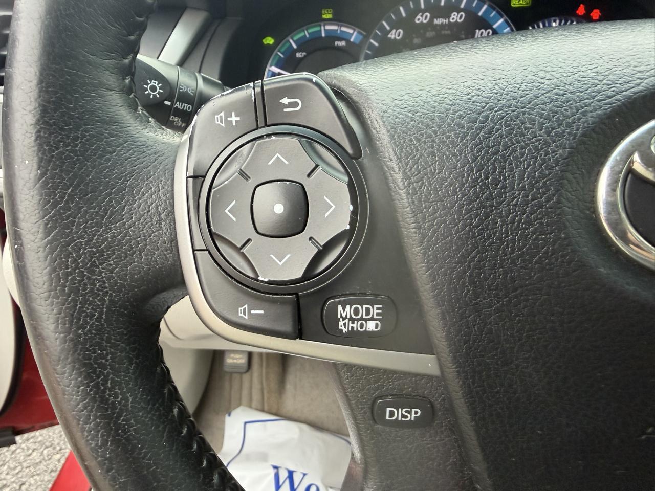 Toyota Camry Hybrid 4dr Sdn XLE (Natl) 2013