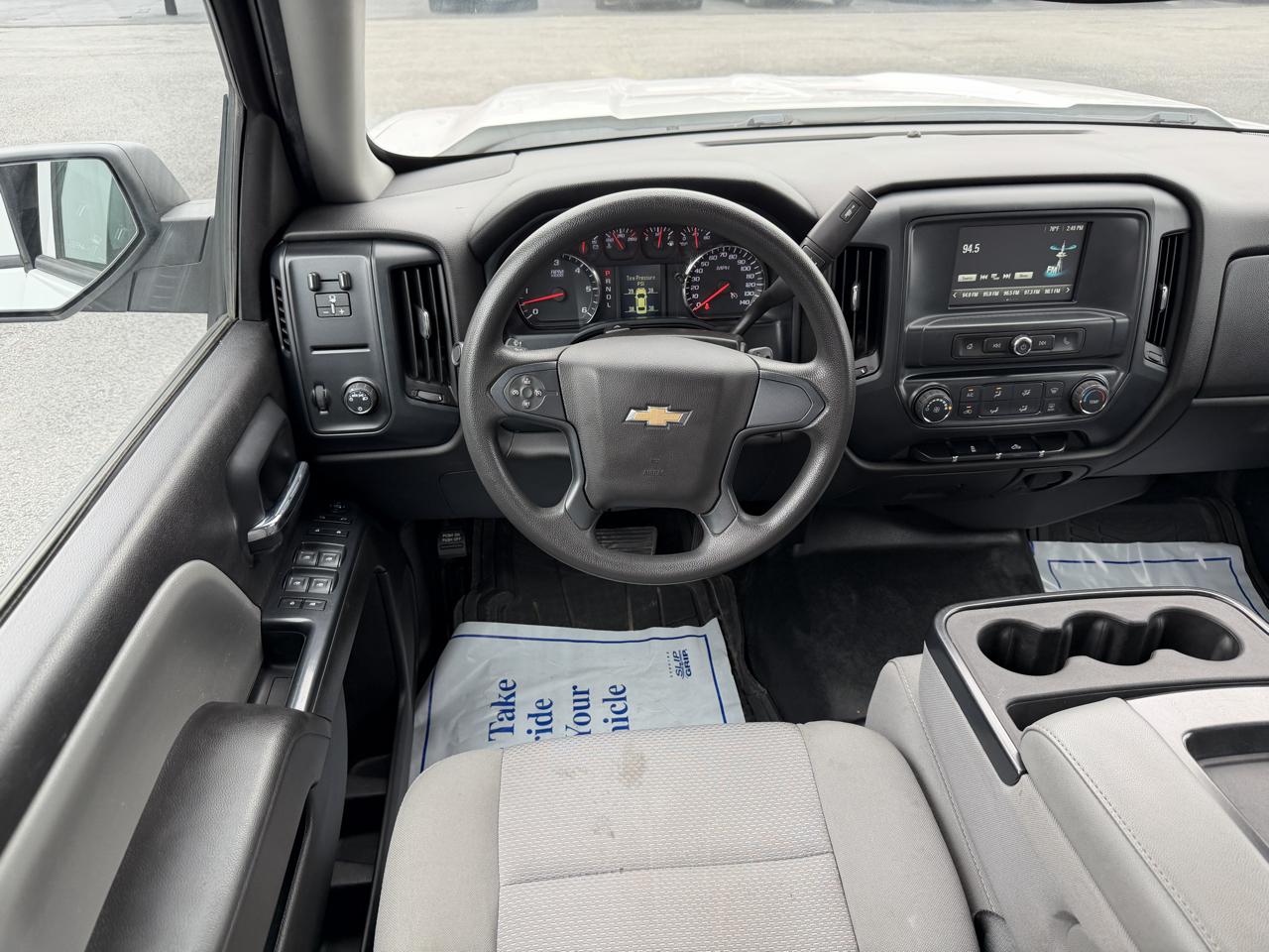 Chevrolet Silverado photo 15