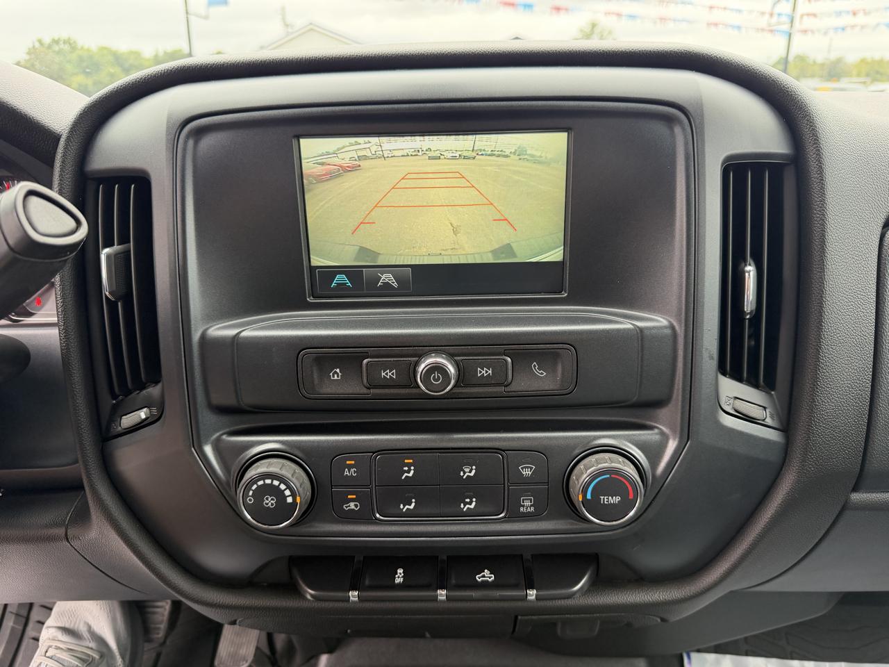 Chevrolet Silverado photo 29