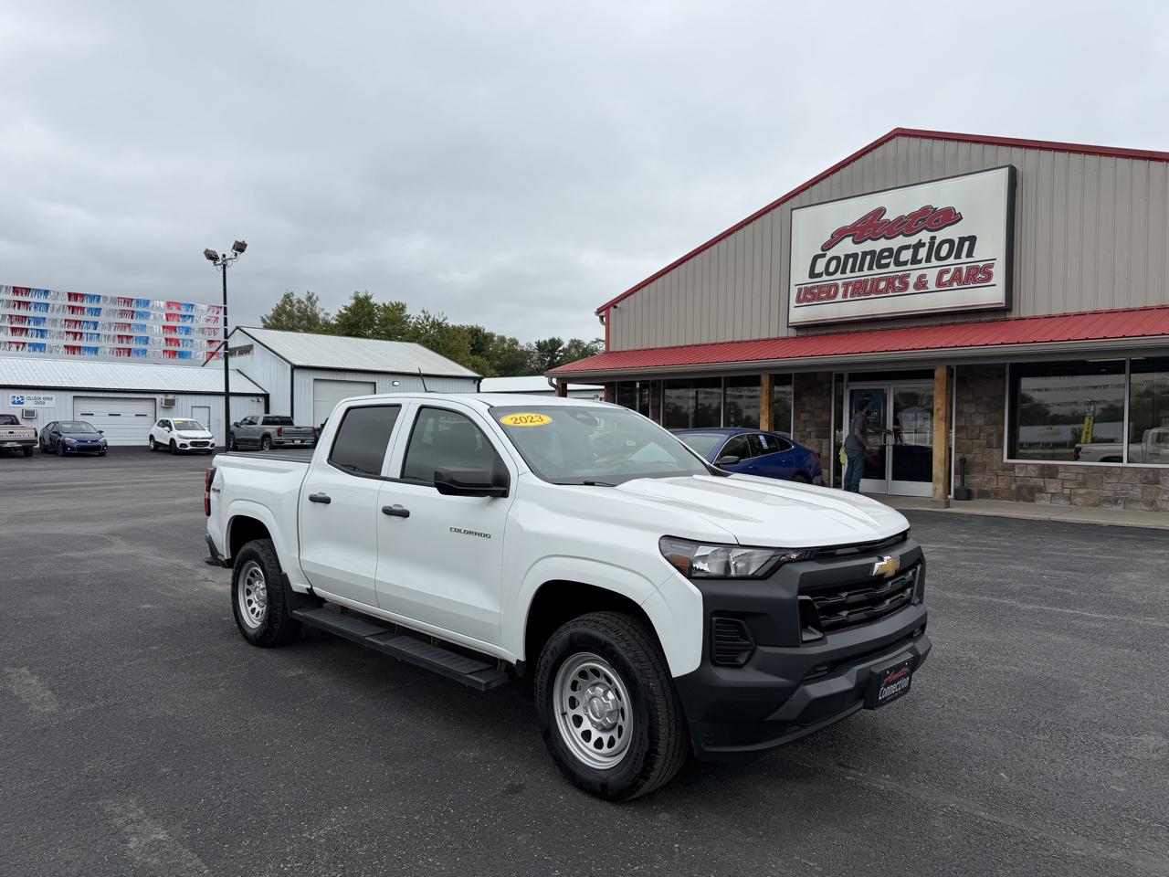 Chevrolet Colorado photo 2