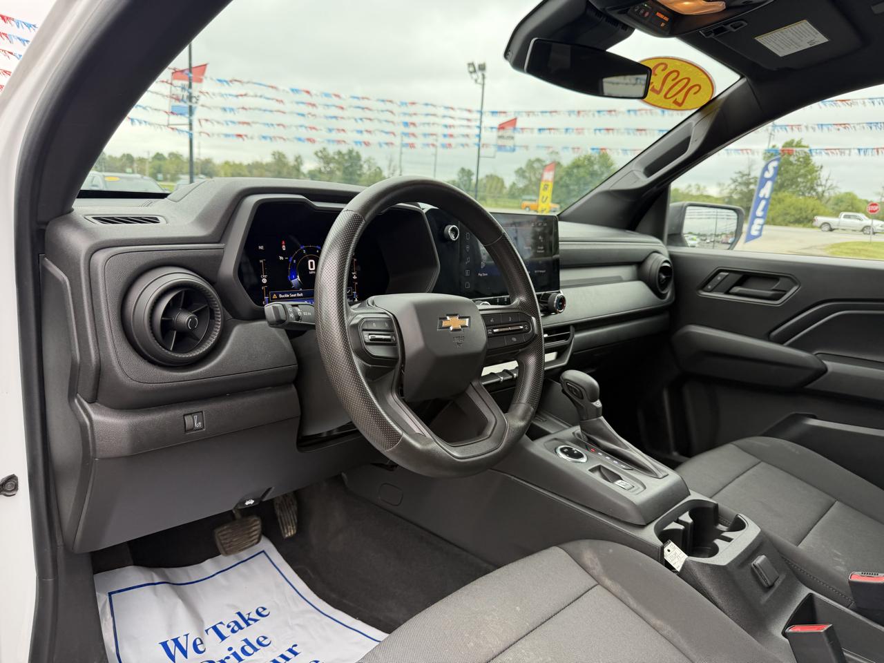 Chevrolet Colorado photo 13