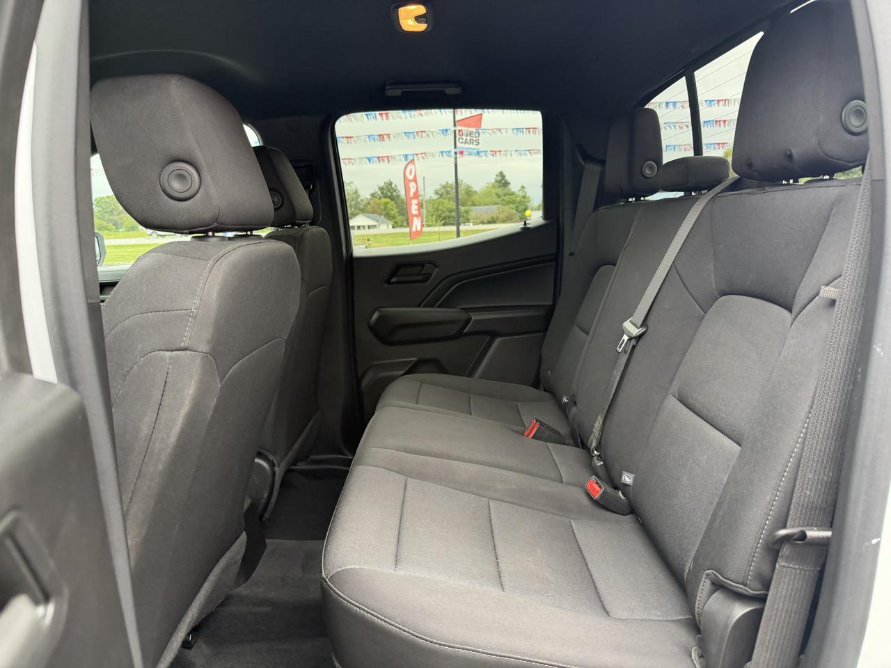 Chevrolet Colorado photo 17