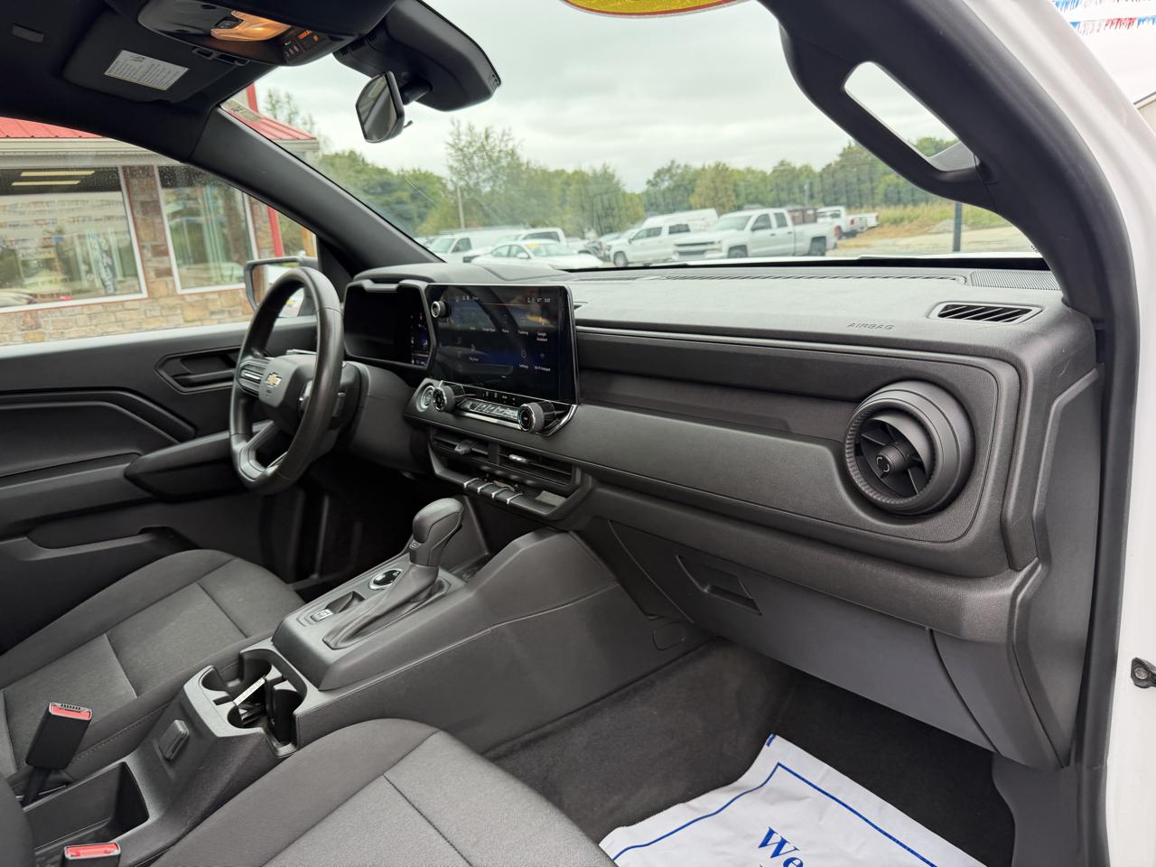 Chevrolet Colorado photo 21