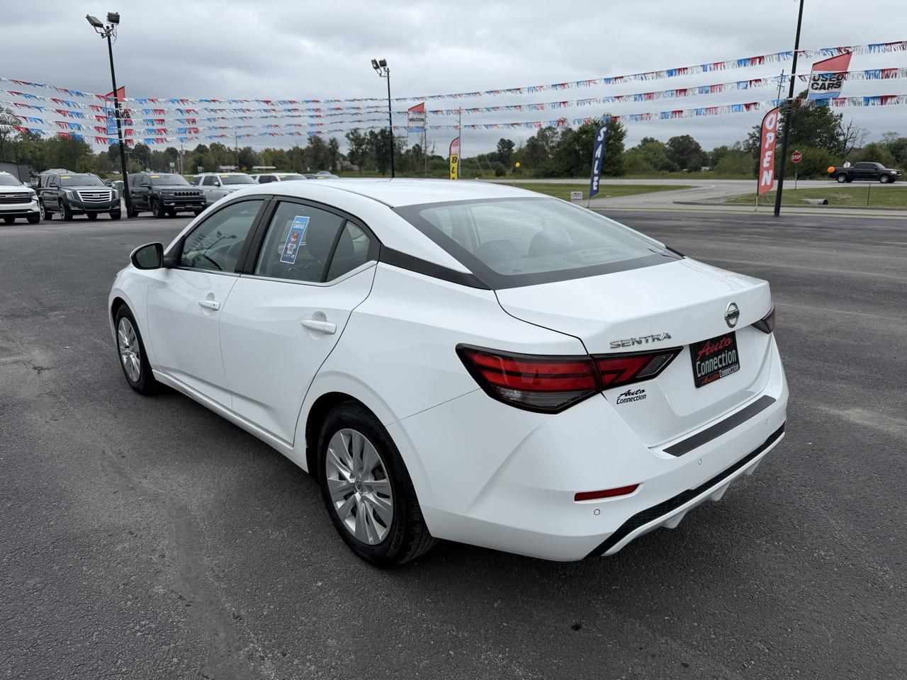 Nissan Sentra S CVT 2021