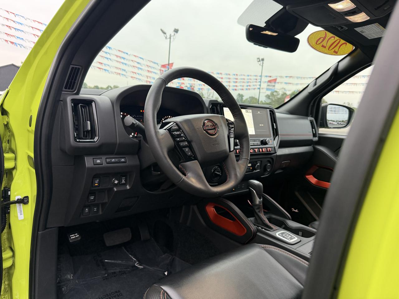 Nissan Frontier Crew Cab 4x4 PRO-4X 2026