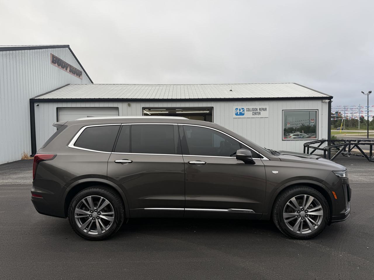 Cadillac XT6 photo 3