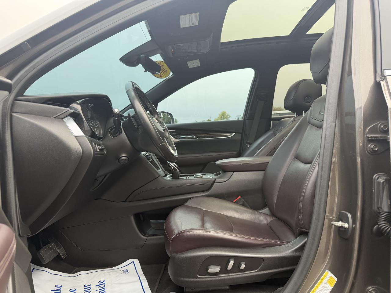 Cadillac XT6 photo 14