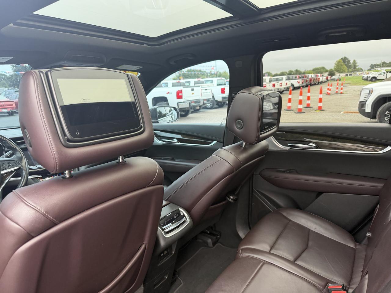 Cadillac XT6 photo 19