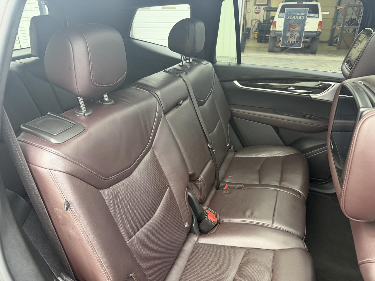 Cadillac XT6 photo 26