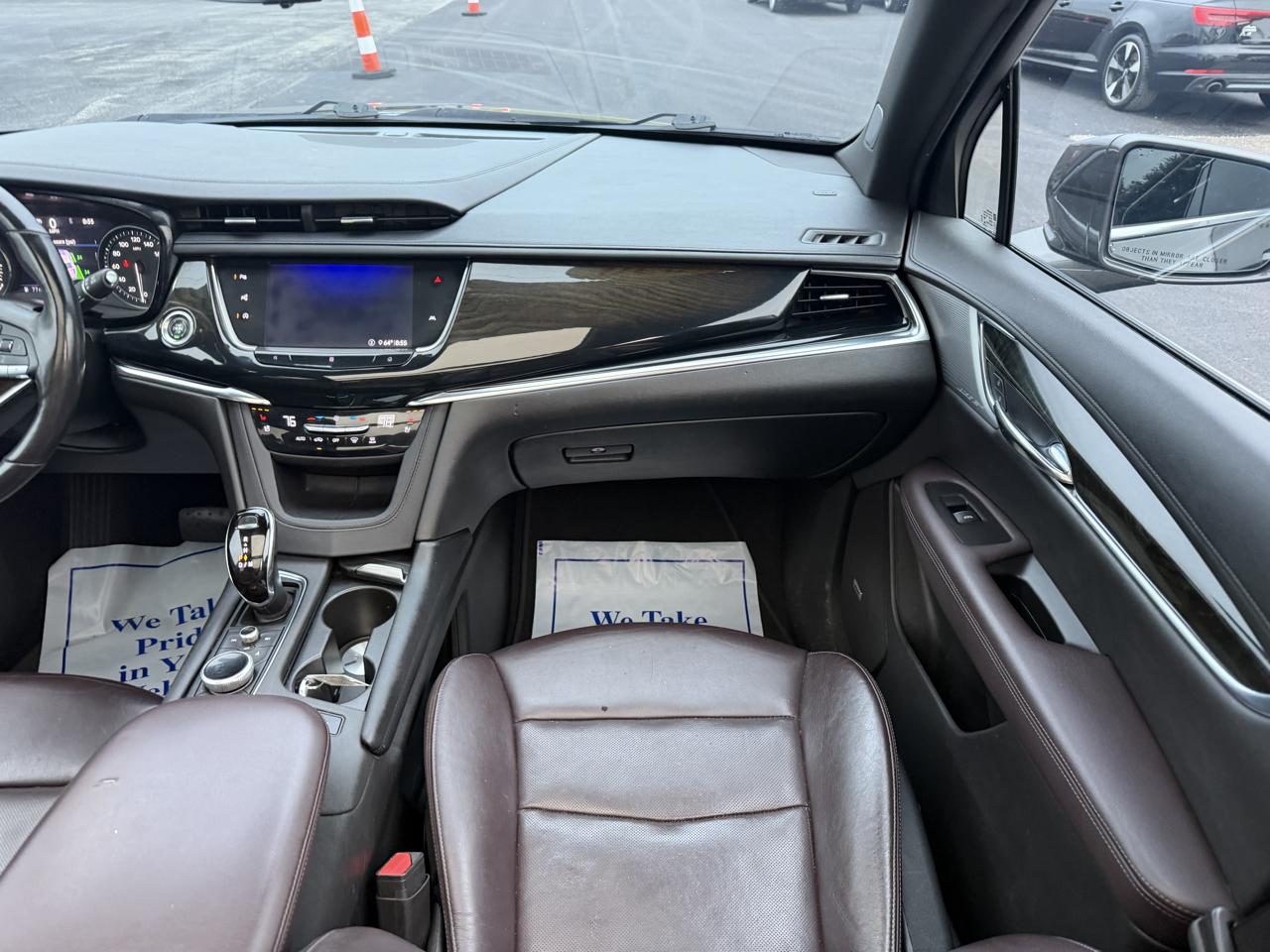 Cadillac XT6 photo 31