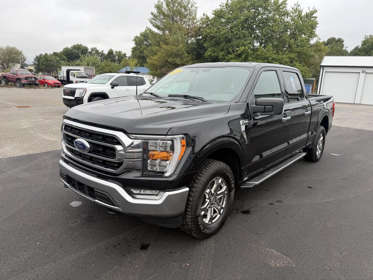 Ford F-150 4WD SuperCrew 145" XLT 2023