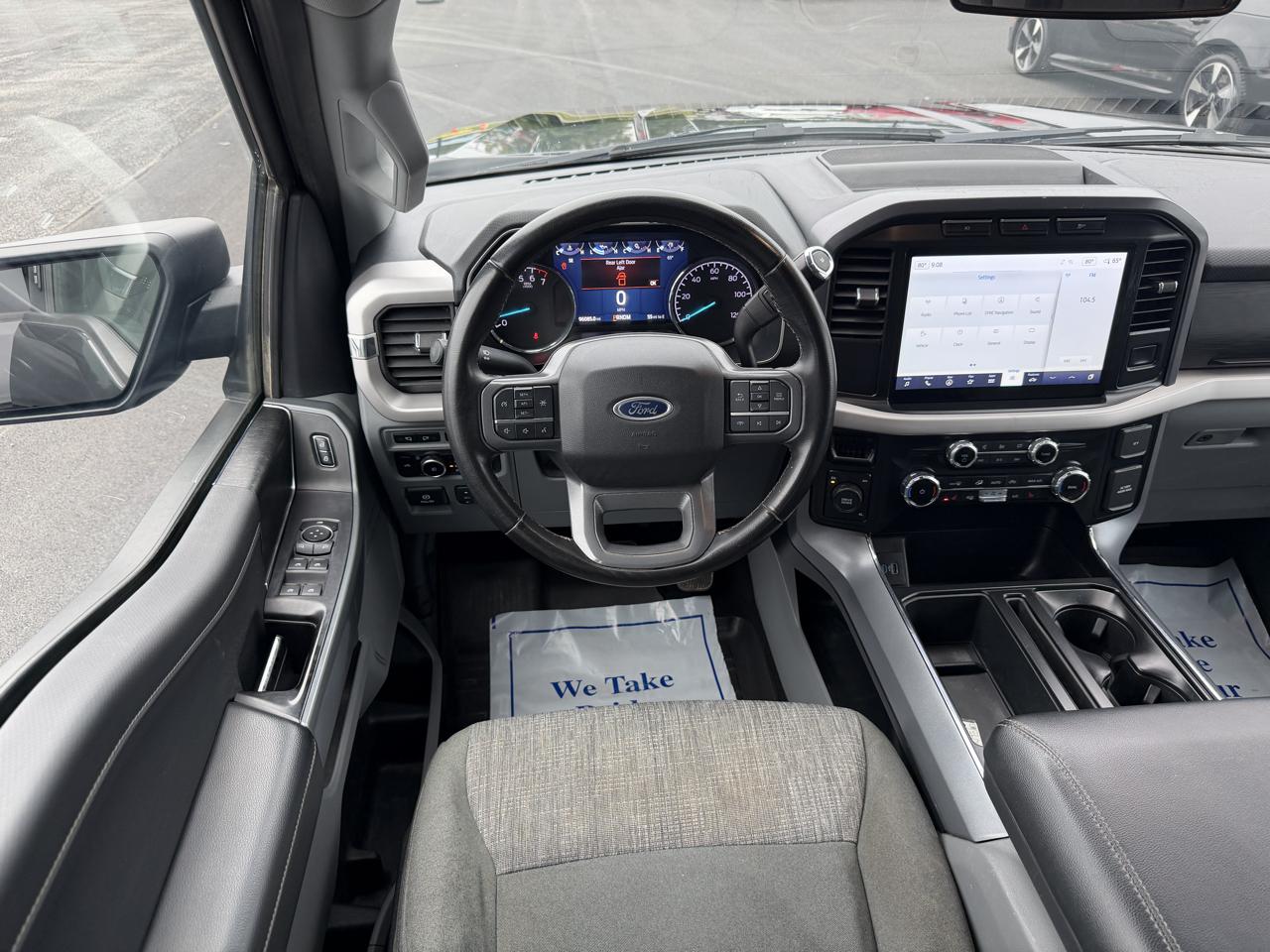Ford F-150 4WD SuperCrew 145" XLT 2023