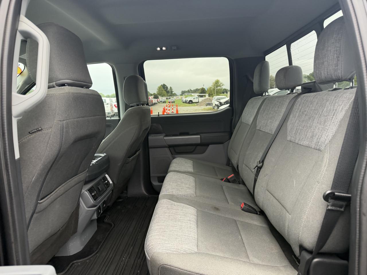 Ford F-150 4WD SuperCrew 145" XLT 2023