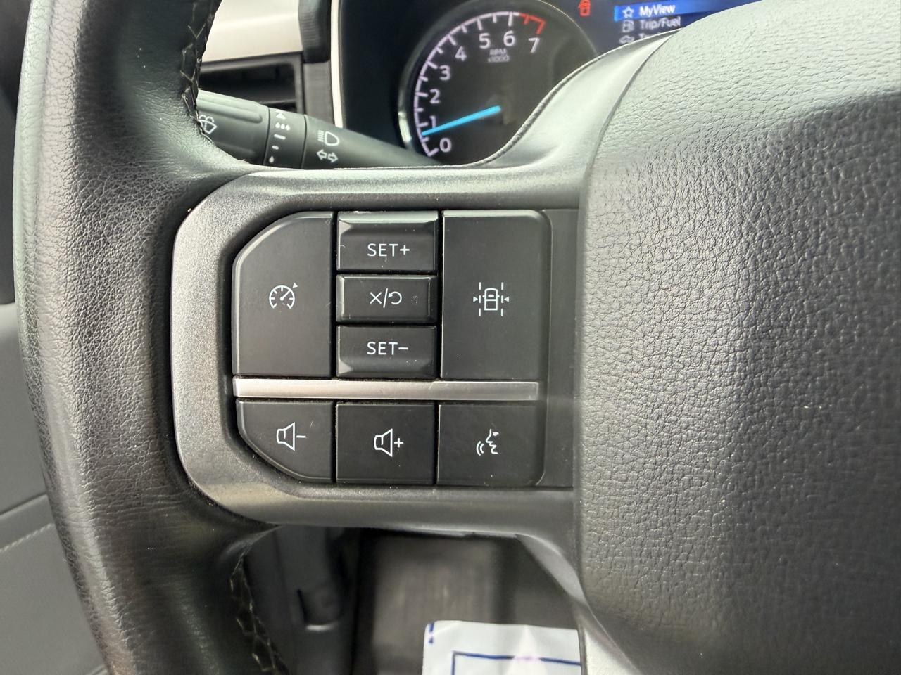 Ford F-150 4WD SuperCrew 145" XLT 2023