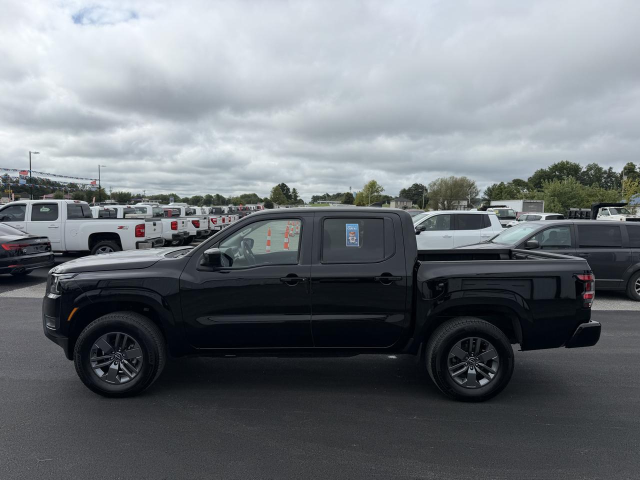 Nissan Frontier Crew Cab 4x4 SV 2026
