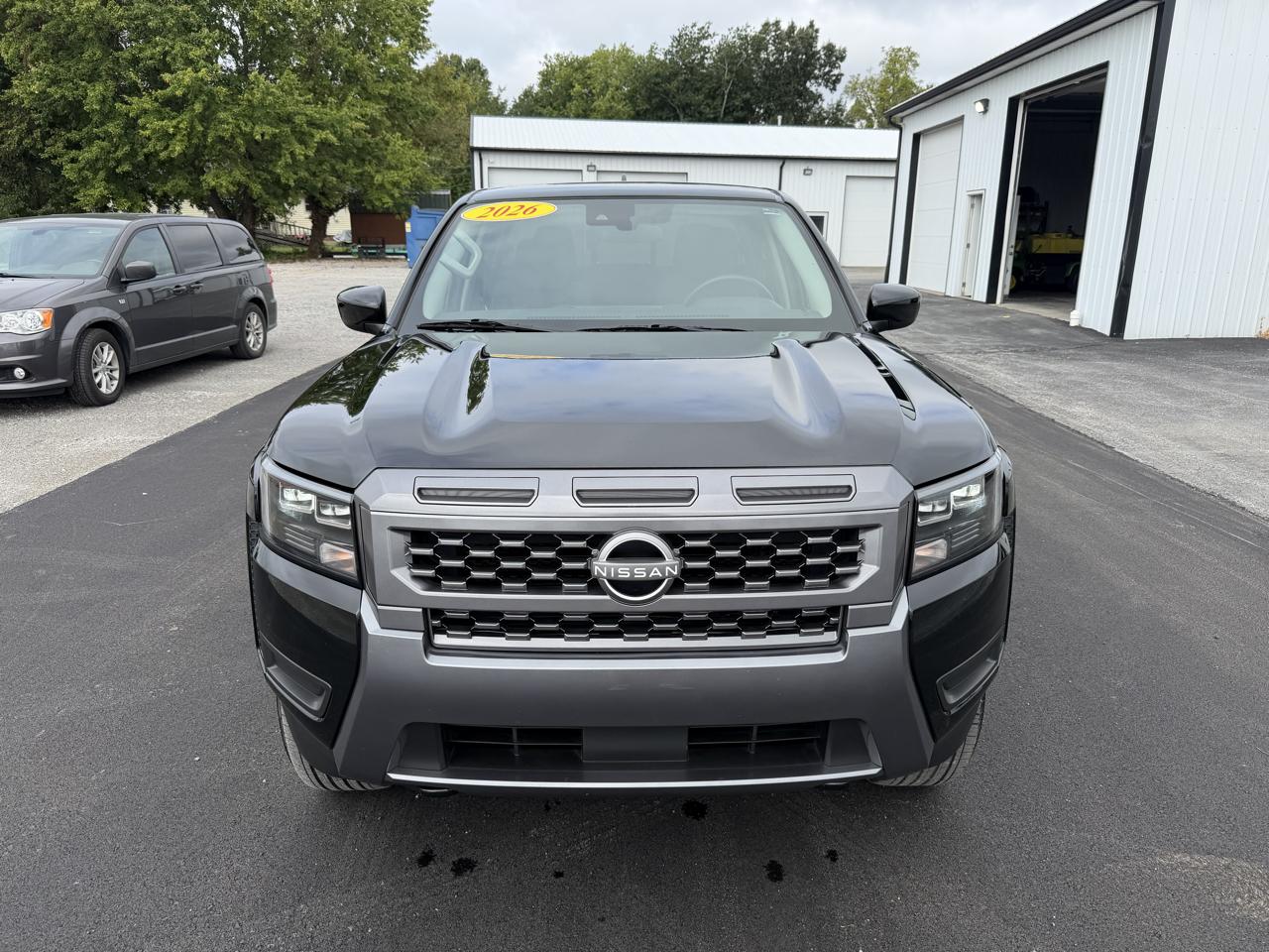 Nissan Frontier Crew Cab 4x4 SV 2026