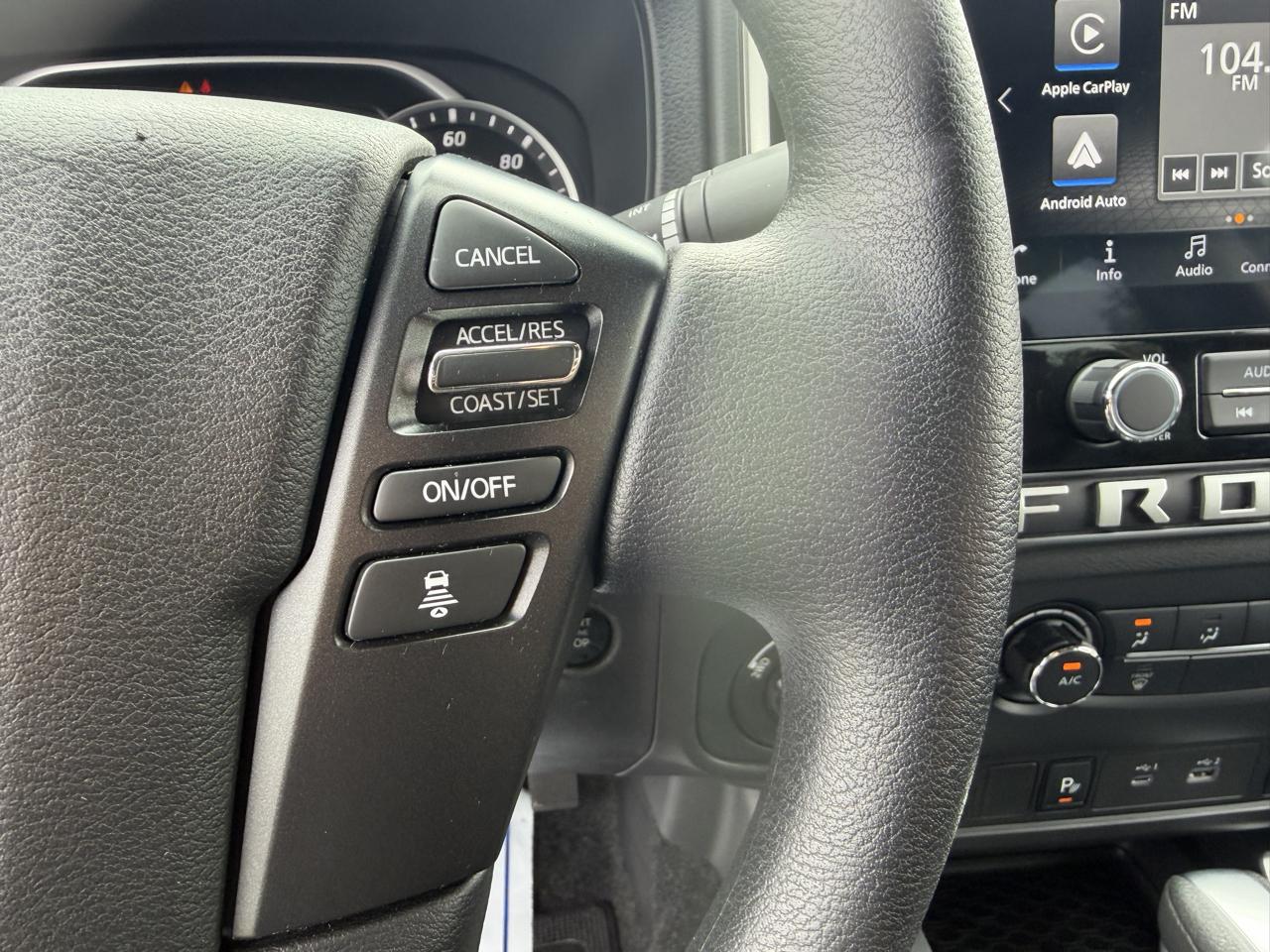 Nissan Frontier Crew Cab 4x4 SV 2026