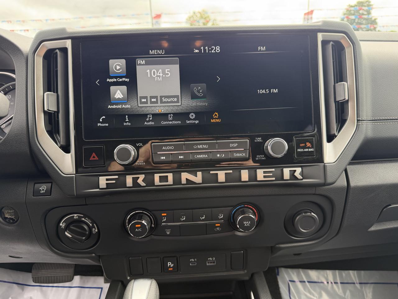 Nissan Frontier Crew Cab 4x4 SV 2026