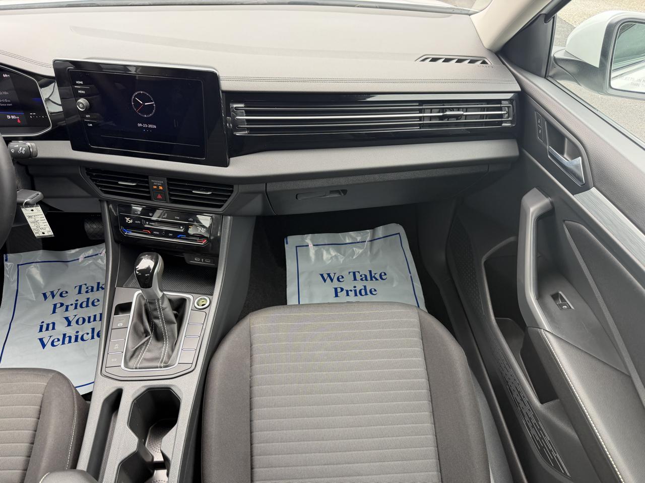 Volkswagen Jetta S Auto 2025