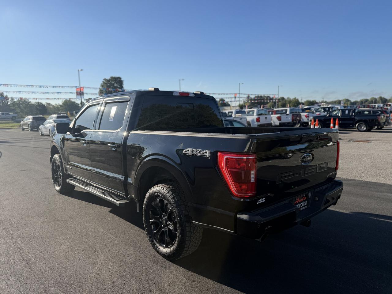 Ford F-150 4WD SuperCrew 139" XLT 2023