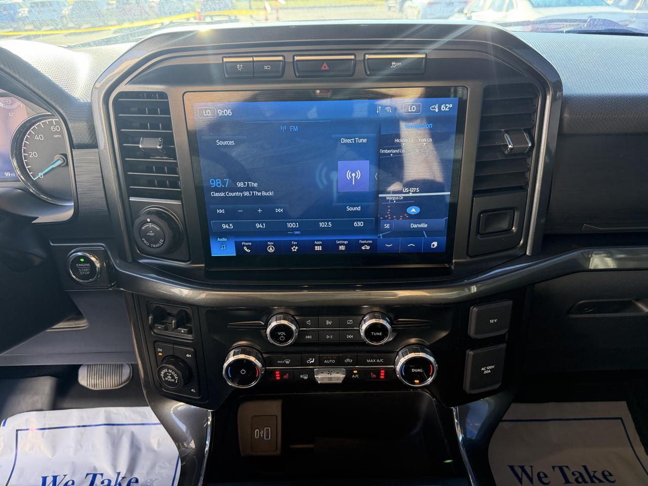 Ford F-150 4WD SuperCrew 139" XLT 2023