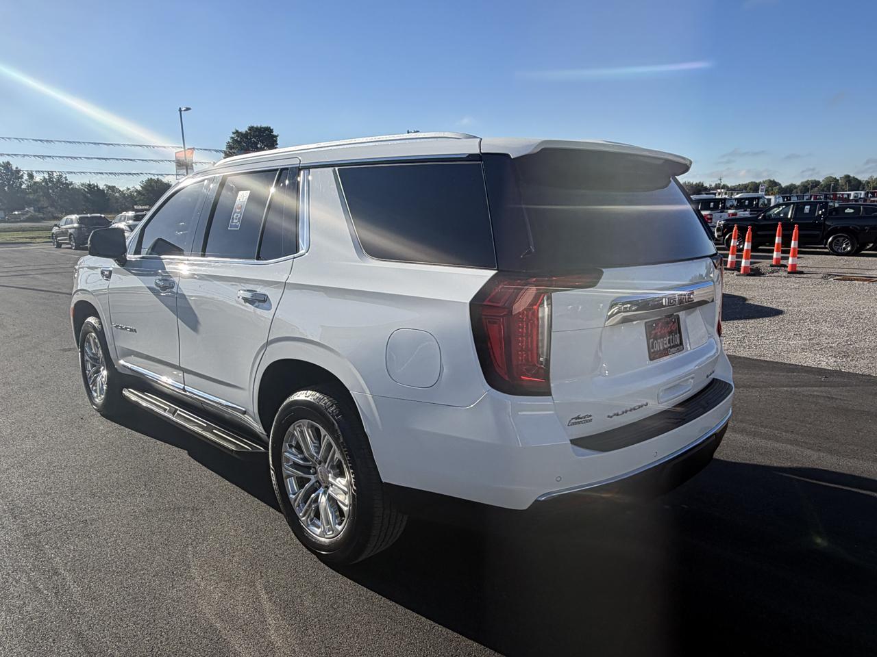 GMC Yukon 4WD 4dr SLT 2021