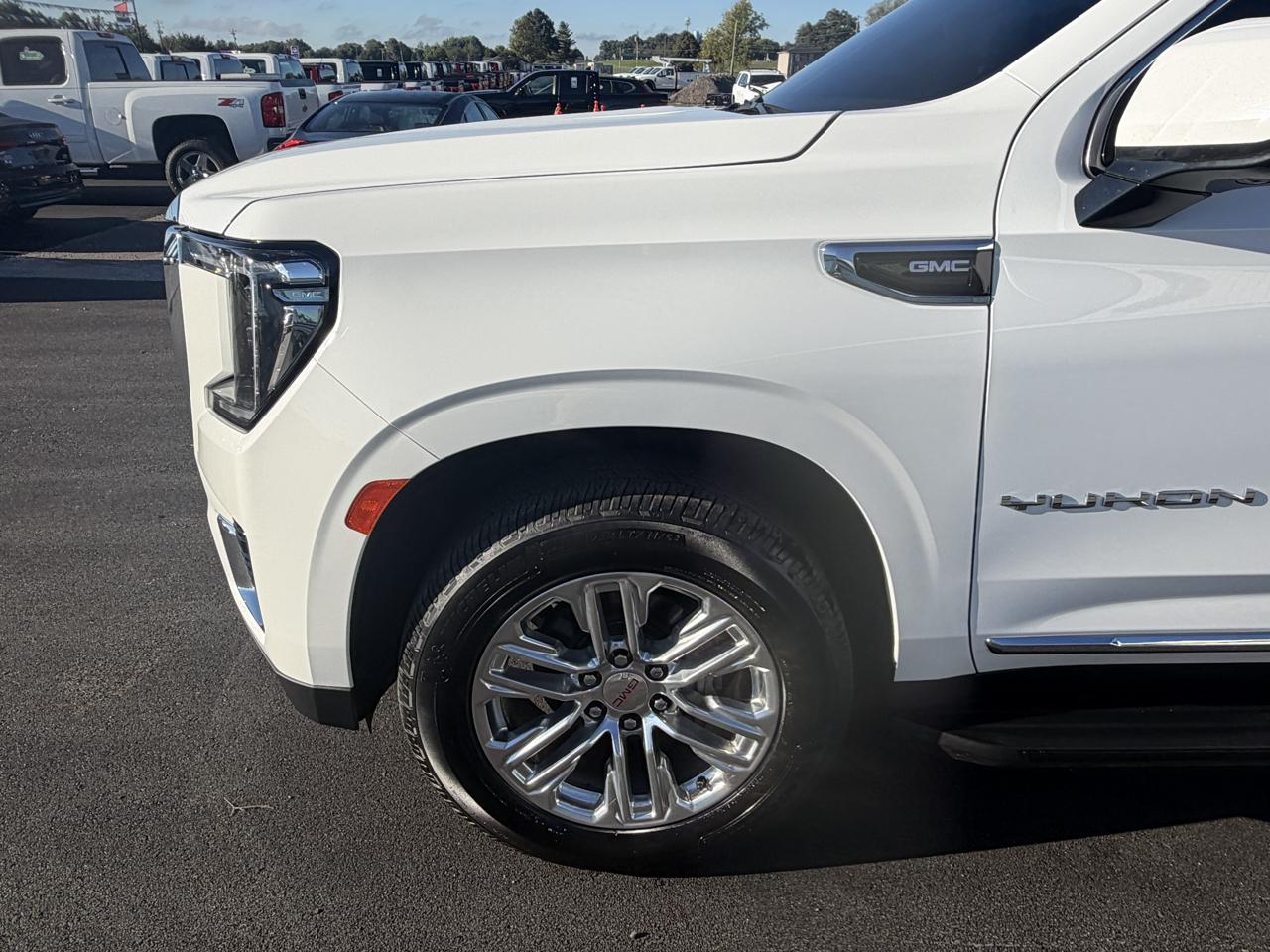 GMC Yukon 4WD 4dr SLT 2021