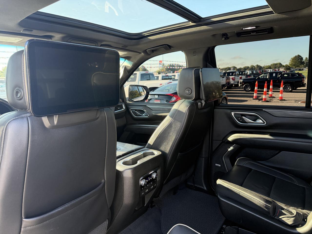 GMC Yukon 4WD 4dr SLT 2021