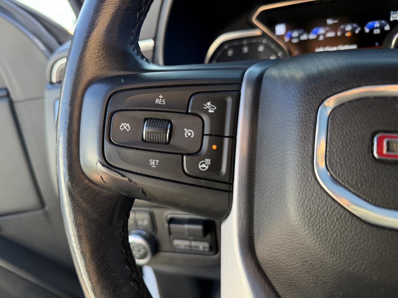 GMC Yukon 4WD 4dr SLT 2021