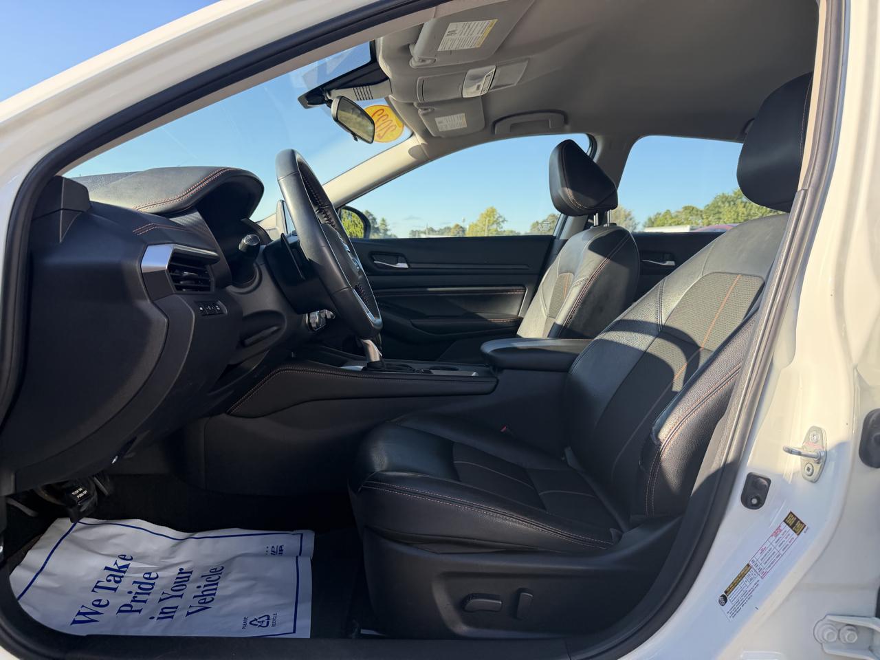 Nissan Altima 2.5 SR Sedan 2022