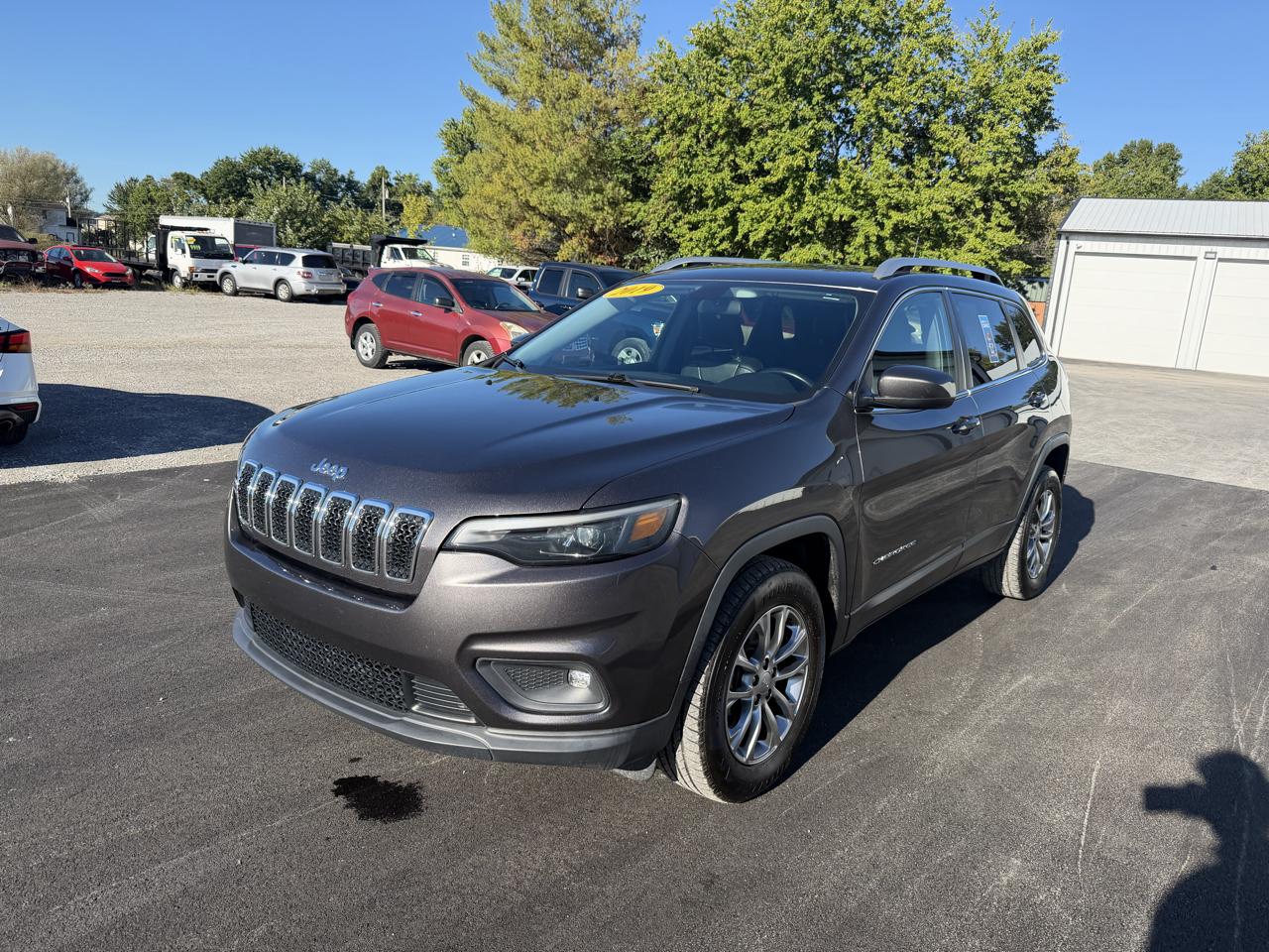 Jeep Cherokee photo 9