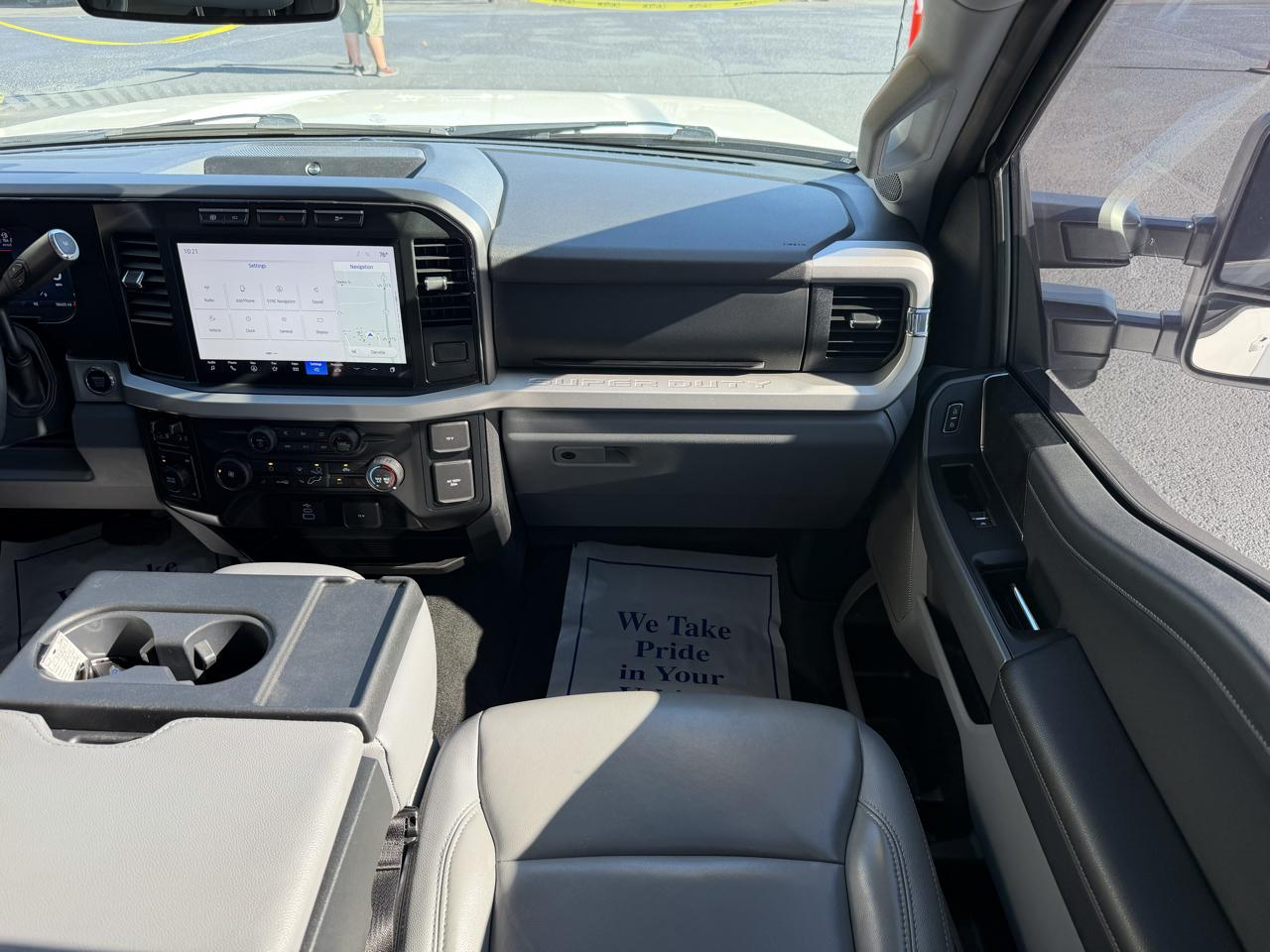 Ford Super Duty F-250 SRW XLT 4WD Crew Cab 6.75' Box 2023