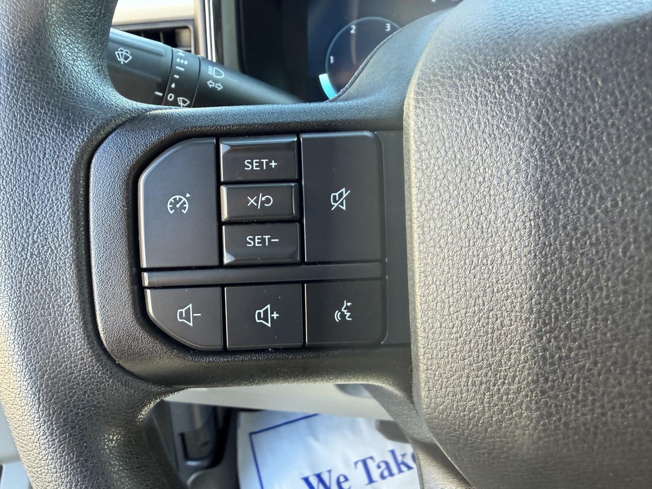 Ford Super Duty F-250 SRW XLT 4WD Crew Cab 6.75' Box 2023