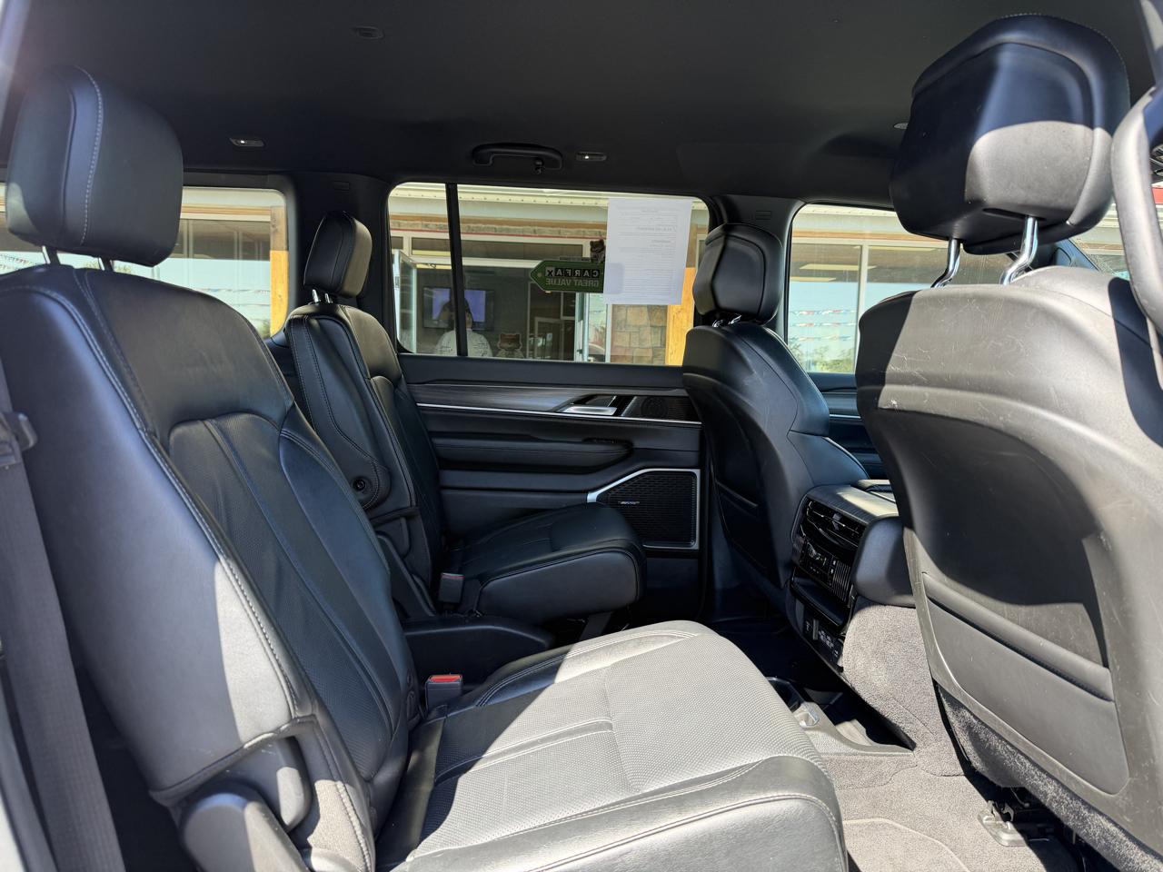 Jeep Wagoneer Series II 4x4 2024