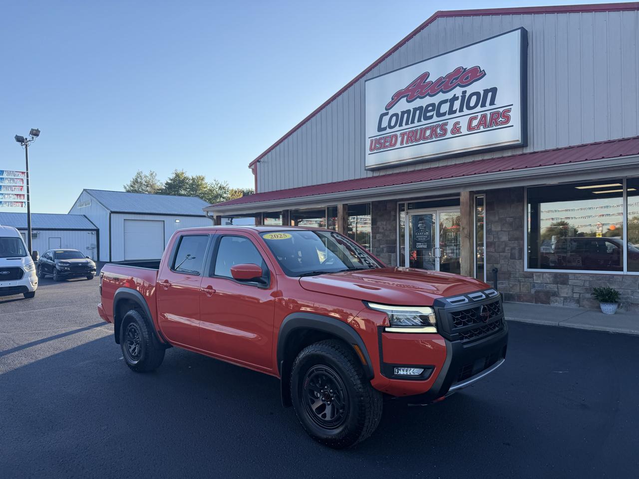 Nissan Frontier Crew Cab 4x4 PRO-4X 2025